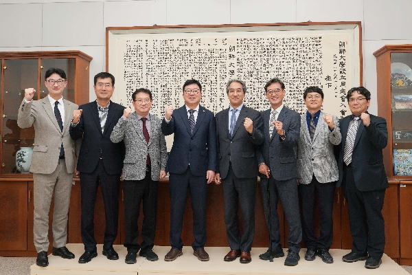 25.3.24. 전남대학교 이근배 총장님 방문 대표이미지